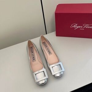 Roger Vivier Silver Leather Square-Buckle Flats
